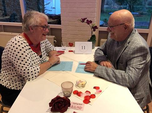 speeddate senioren Warnsveld Zutphen daten speeddaten speeddating datingsite datingbureau DatingOost DatingOost dating Oost DatingOost.nl relatiebemiddelingsbureau Oost-Nederland oosten matchmaker Getty Schepers relatiebemiddeling De Pauw Warnsveld De Pauw Warnsveld restaurant zalen Zutphen speeddate alleenstaanden ouderen senioren Max Magazine 
